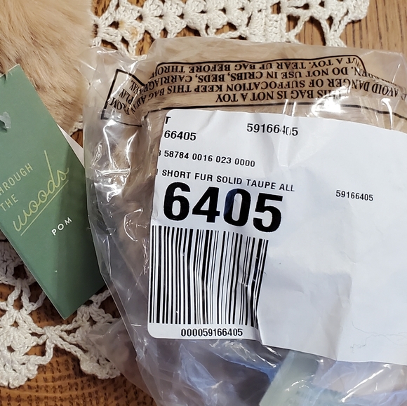 Rare! Anthropologie Pick-a-pom Faux Fur Topper - Taupe - Picture 6 of 9